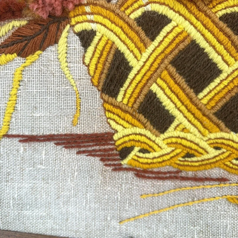 Vtg Latch Hook Rug Wall Hanging Handmade‎ Fall Basket Framed Art 26